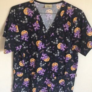 Halloween themed short sleeve scrub top!